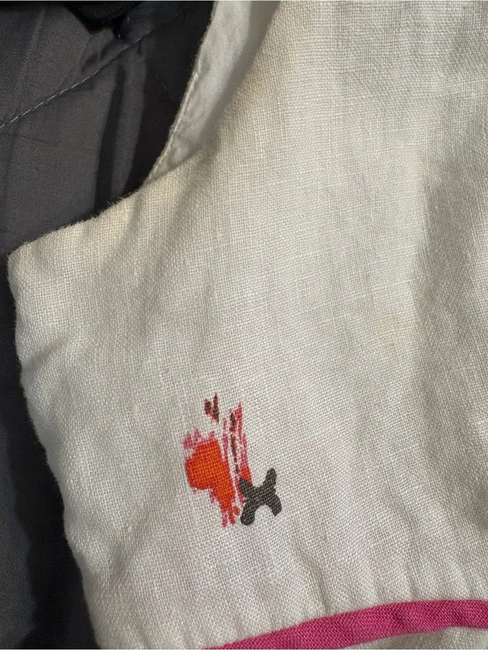 kate spade white linen tank with dark  logo detail
